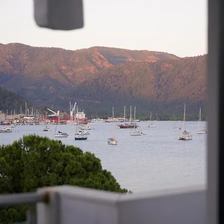 La - La Beiurut Hotel