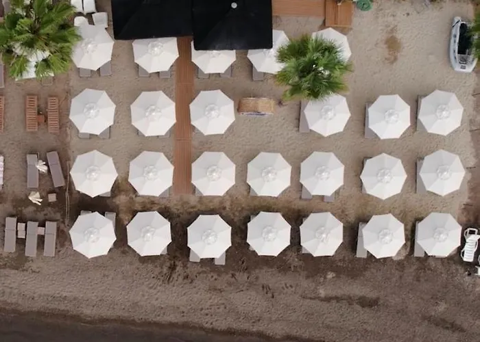 La - La Beiurut Hotell *